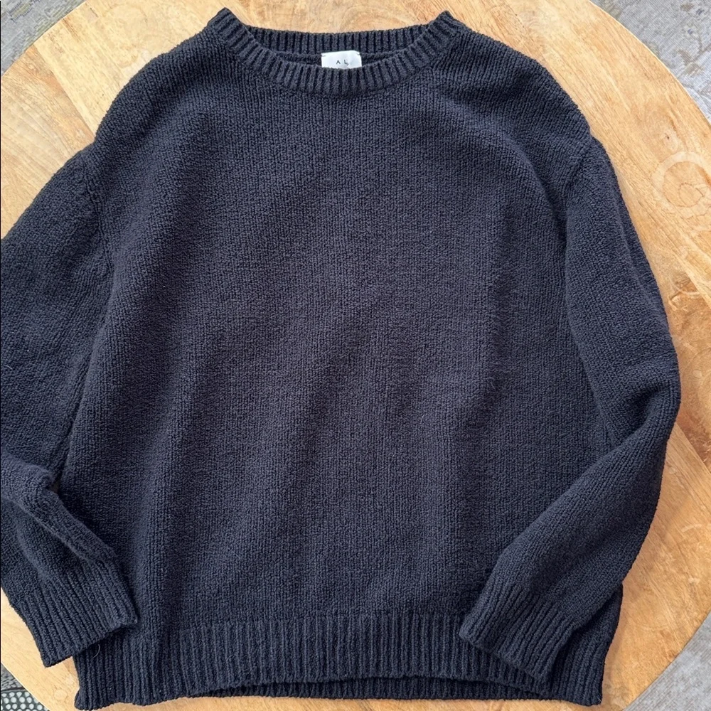 Almada Black Pullover Sweater Size XS - Picture 1 of 9